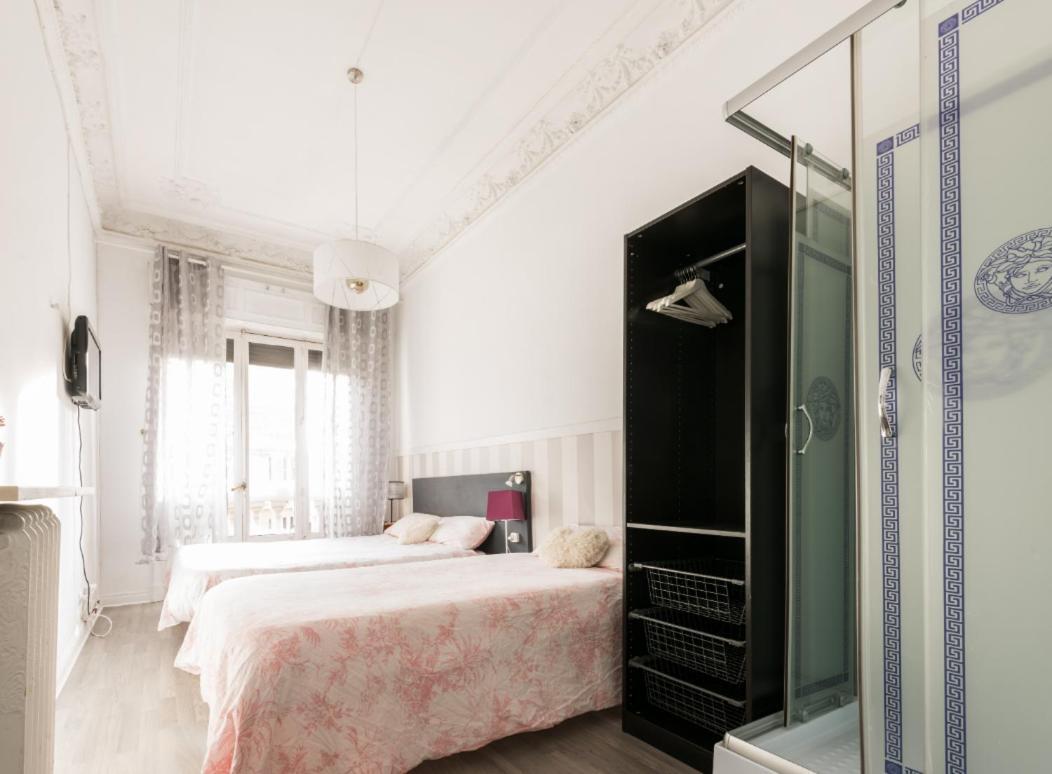 M&F 7 Rooms/7 Bathrooms Over Gran Via Madrid Kültér fotó