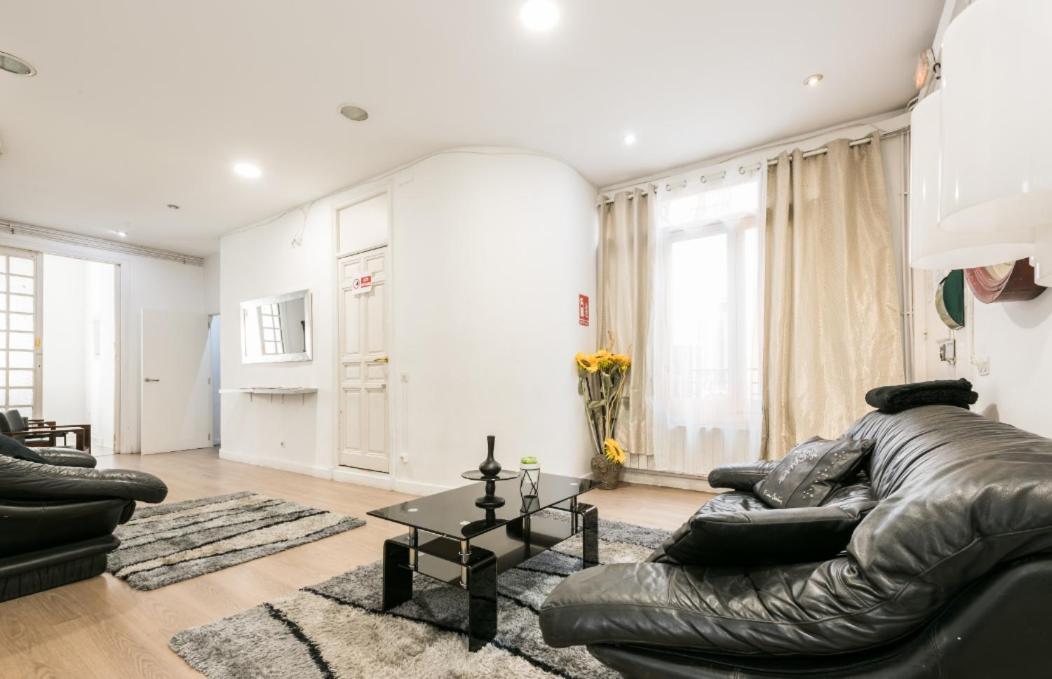 M&F 7 Rooms/7 Bathrooms Over Gran Via Madrid Kültér fotó