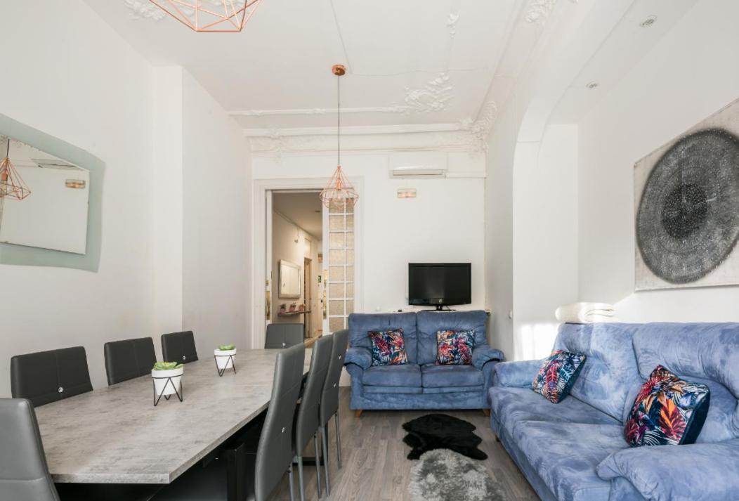 M&F 7 Rooms/7 Bathrooms Over Gran Via Madrid Kültér fotó