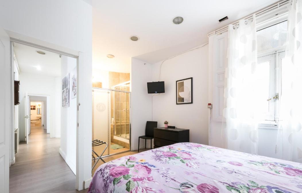 M&F 7 Rooms/7 Bathrooms Over Gran Via Madrid Kültér fotó