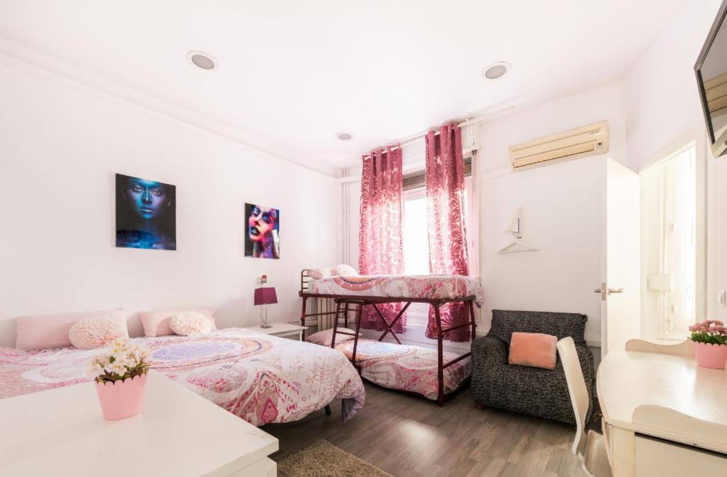 M&F 7 Rooms/7 Bathrooms Over Gran Via Madrid Kültér fotó
