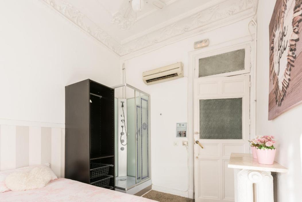 M&F 7 Rooms/7 Bathrooms Over Gran Via Madrid Kültér fotó