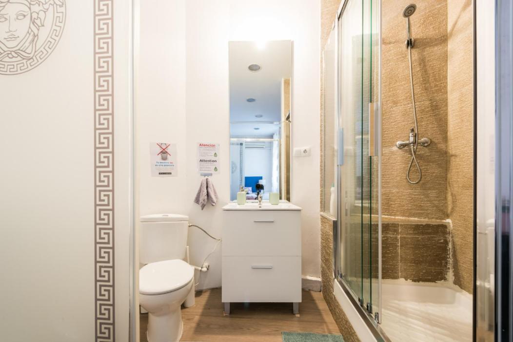 M&F 7 Rooms/7 Bathrooms Over Gran Via Madrid Kültér fotó
